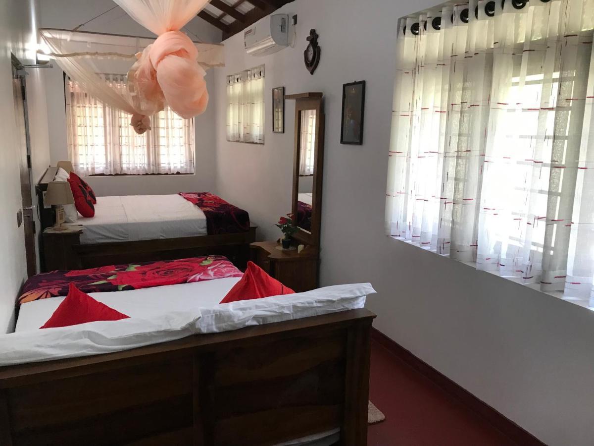 Villa Bubble Sea Unawatuna Extérieur photo