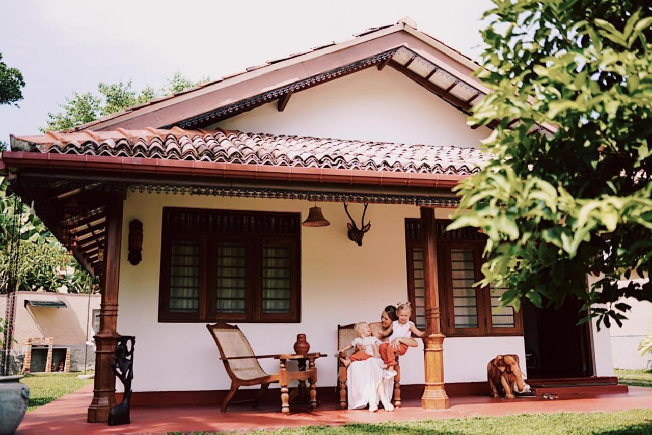 Villa Bubble Sea Unawatuna Extérieur photo